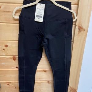 Fabletics High Waisted Pocket Legging